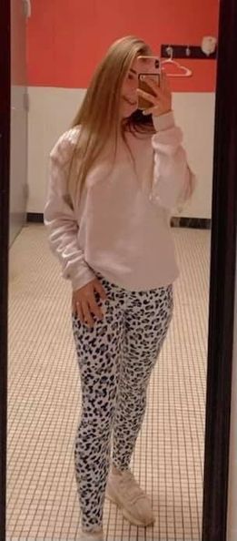 Run The World Leggings