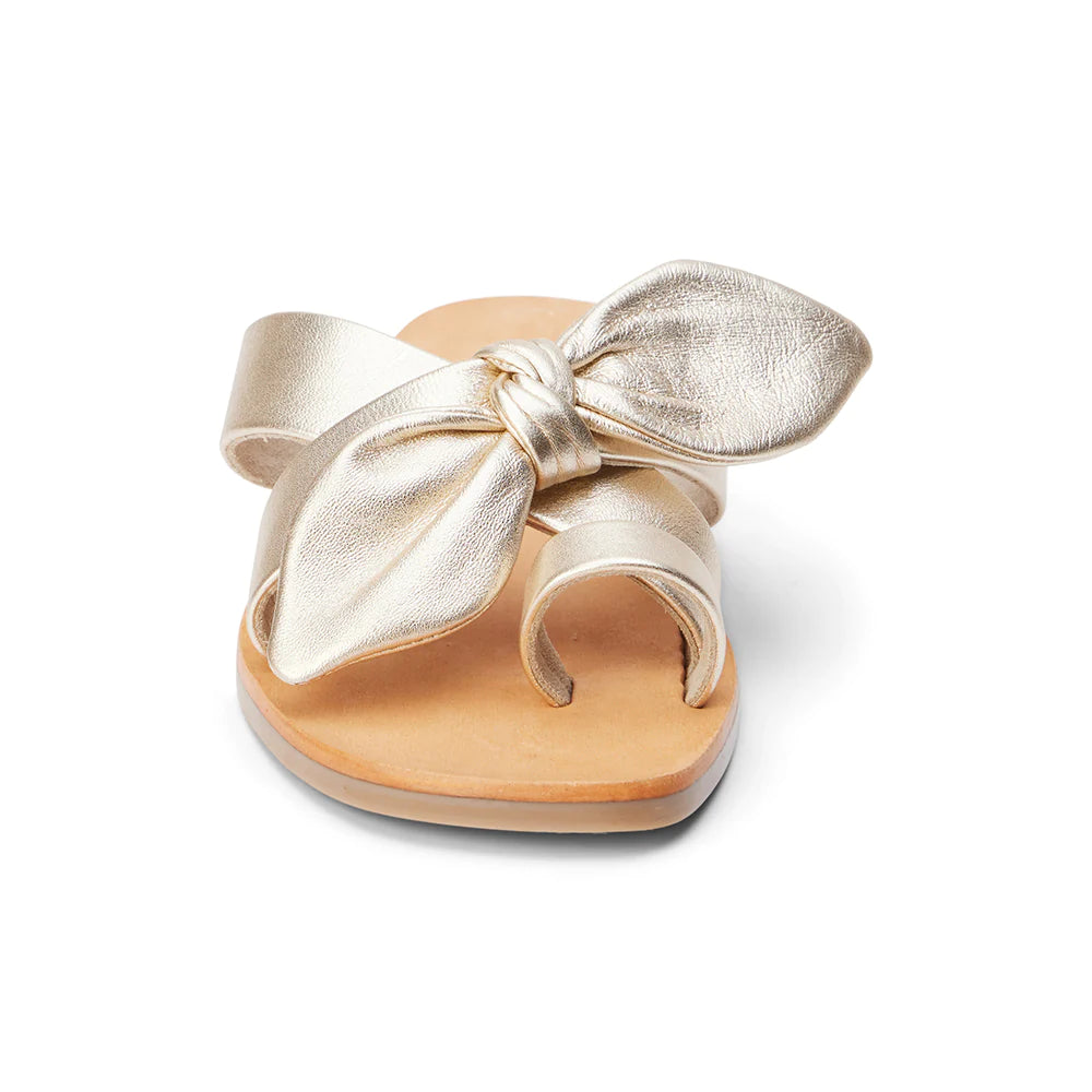 Vaughn Toe-Loop Sandal